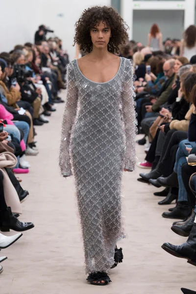 Look 9